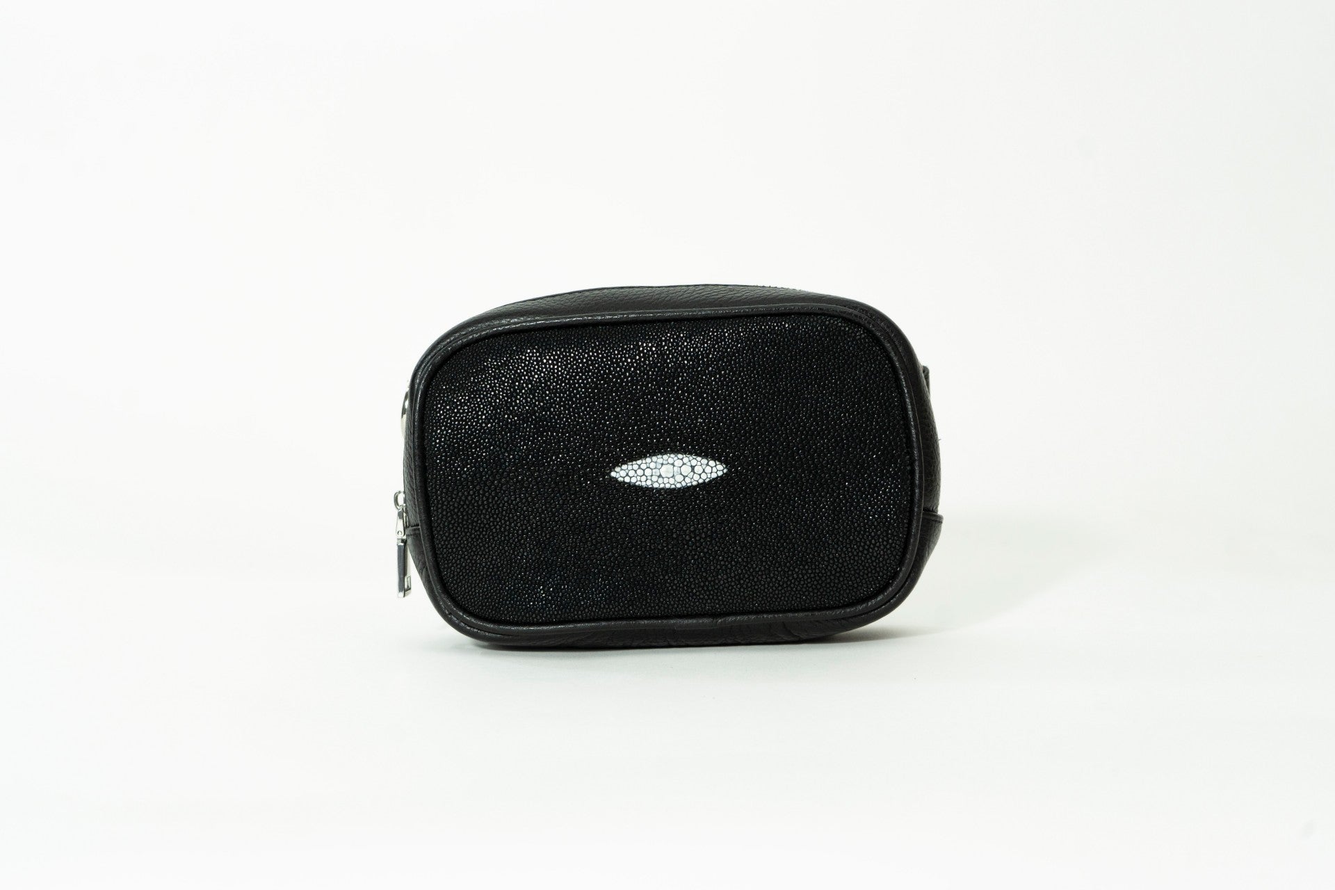 Stingray leather sling bag – Luumont display picture 2